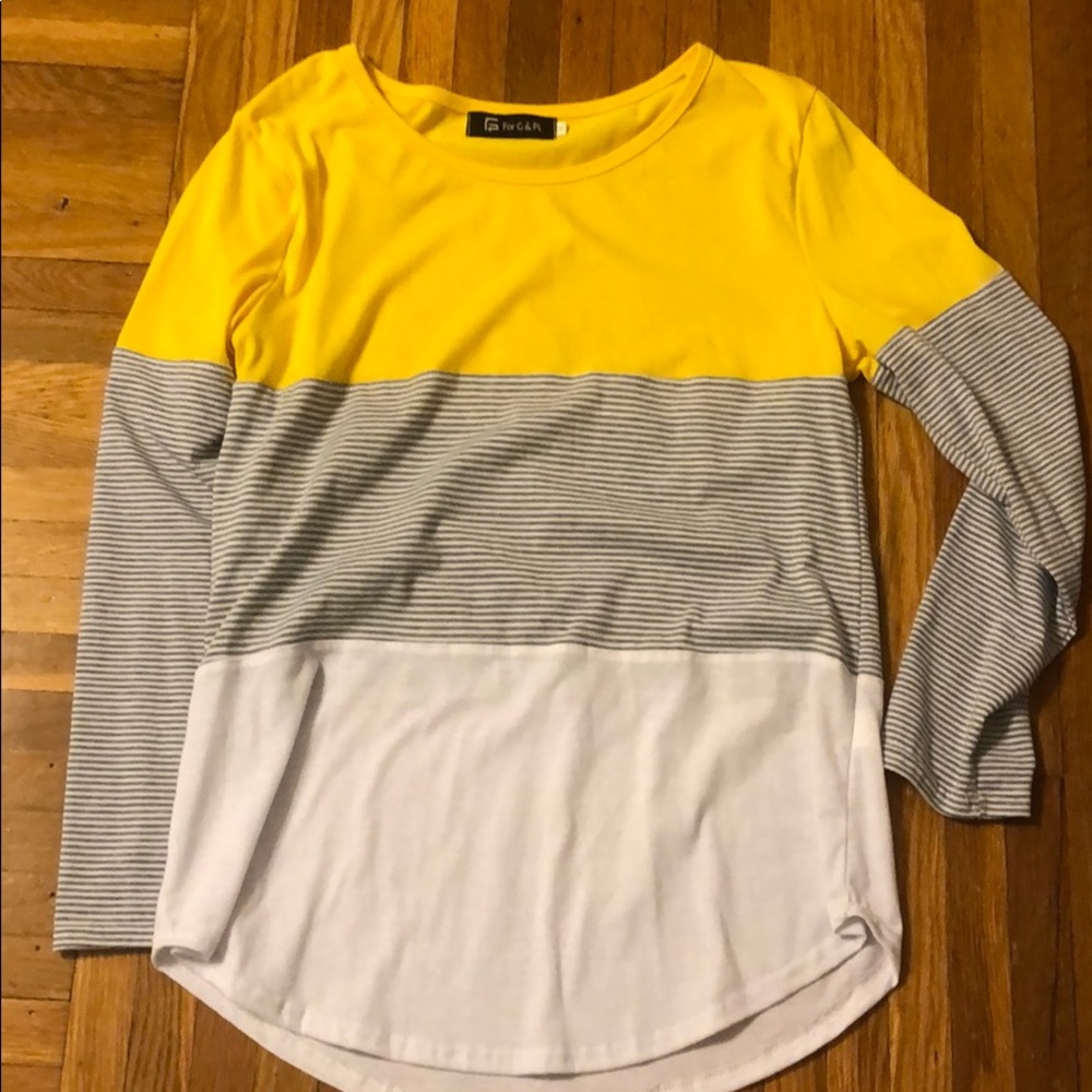 Never worn light welterweight top!